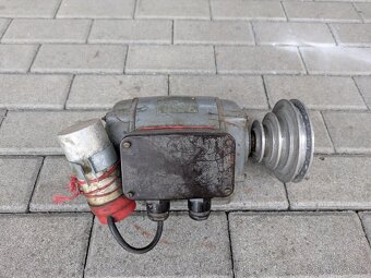 Elektro motor MEZ Frenštát n.p. - 2