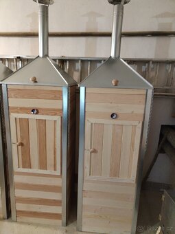 Dřevěná udírna,cena je konečná,doprava po celé ČR - 2