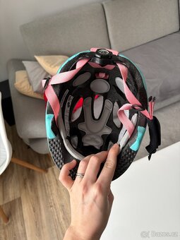 Nová dětská helma Uvex - 2