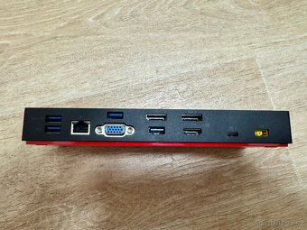 Lenovo ThinkPad Thunderbolt 3 Dock (Type 40AC) - 2