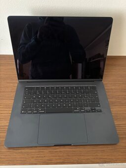 MacBook Air 15” M4 – 16GB / 256GB + USB-C hub - 2