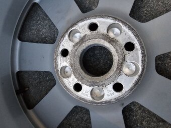 Kola Audi 7.5jx17H2 ET45 - 2