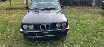 Bmw e30 cabrio 320i. Chromák. Serviska - 2