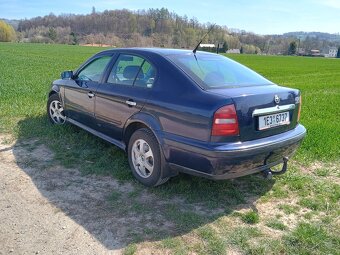 Škoda octavia 1.6 74kw AKL - 2