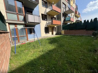 Pronájem bytu 3+kk 84m2; s terasou 100m2, Vladycká, Praha - - 2