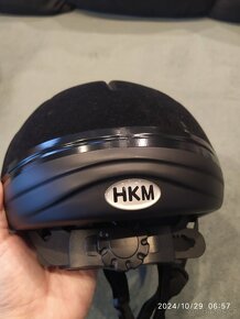 Jezdecká helma HKM - 2