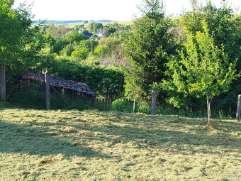Stavební pozemek v čisté přírodě Lubná u Kroměříže 842 m² - 2