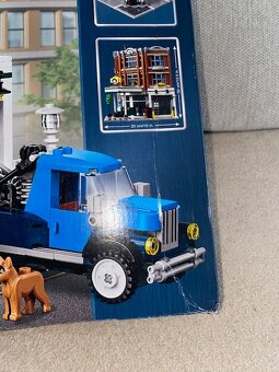 LEGO CREATOR EXPERT - 10264 - Rohová garáž - 2