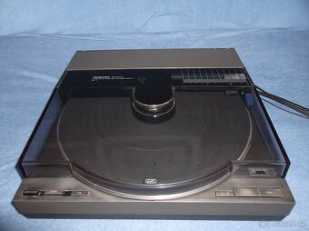 Gramofon TECHNICS SL-7 s novou jehlou - 2