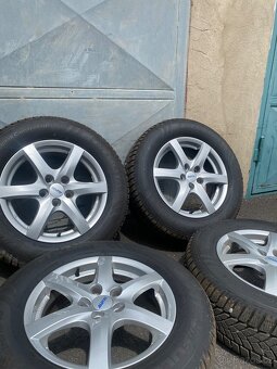 Alutec 5x114.3 215/65/16 - 2