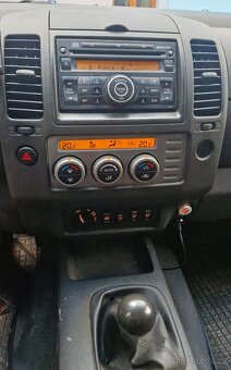 Nissan NAVARA D40 DOUBLE-CAB 2.5DCI - 2