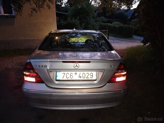 Mercedes Benz C-Class W203 CDI - C 220 - 2