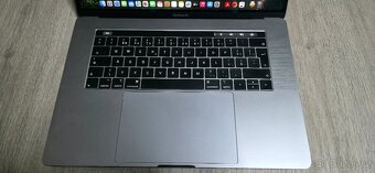 Macbook Pro 15.4" TB/I7 2.6GHZ/16GB RAM/512GB SSD - 2