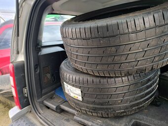 Nové letní pneu Hankook 295/45 R20 - 2