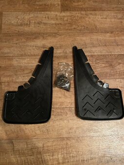 Zástěrky na auto s logem Opel - 2