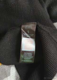Svetr značky F&F - 2
