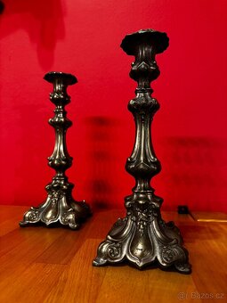 Starožitný svícen - pár - 2
