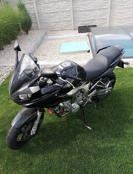 Yamaha FZ6 Fazer pouze 9800 km - 2