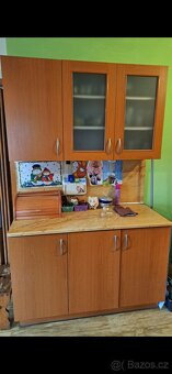 Kuchyňská linka rohová + samostatný sekretář - 2