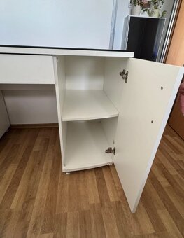 Psací stůl s úložných prostorem - 2