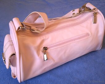 Růžová kabelka přes rameno - 2