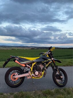 Supermoto SWM 125 R - 2