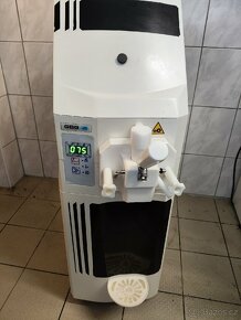 Zmrzlinový stroj - 2