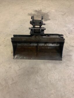 Hydraulická svahová lžíce - 2
