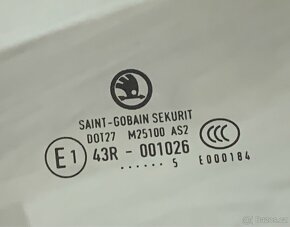 Levé boční sklo Škoda Superb - 2