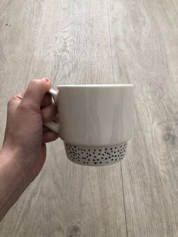 Hrnek na čaj / kávu ručně malovaný 1ks - 2