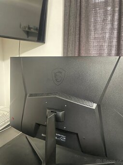 Monitor MSI G32C4 E2 (G32C4 E2) cerný - 2