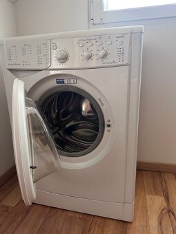Pračka Indesit IWSC 51051 - 2