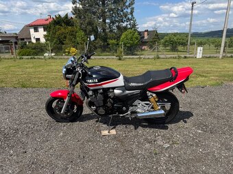Yamaha XJR 1300 - 2