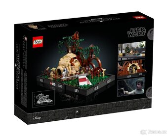 LEGO Star Wars 75330 Dagobah Jedi Training Diorama - 2
