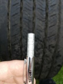 Prodám pneu o rozměru 385 55 22,5 2kusy Continental - 2