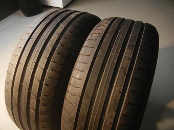 Letní pneu Nokian 235/55R17 - možnost přezutí - 2