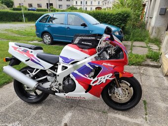 Honda CBR 900rr Fireblade - 2