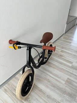 10" odrážecí kolo s brzdou - 2