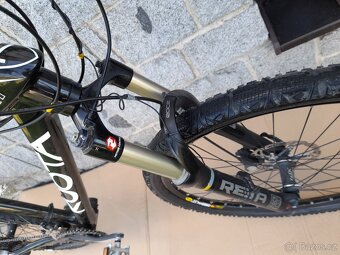Carbonové kolo Kuota 19" - 2