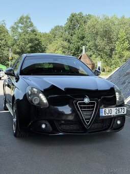Alfa Romeo Giulietta QV manuál - 2