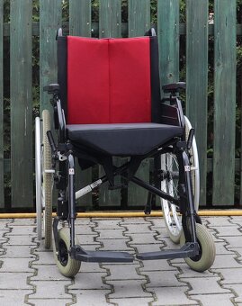 046-Mechanický invalidní vozík ViteaCare - 2