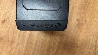 PC case 1stCOOL SHARK 2 mATX s 1 ventilátorem - 2
