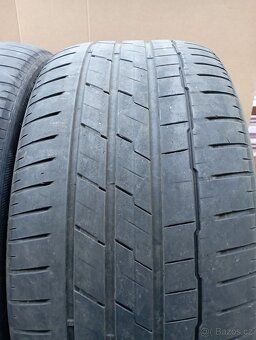275/40 R21 107Y Hankook runflat letní - 2