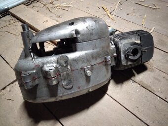 Jawa pionyr motor 05 - 2