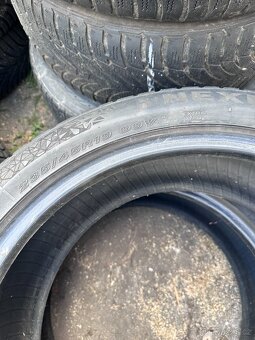 2ks zimních pneu 235/45 R19 - Nexen - 2