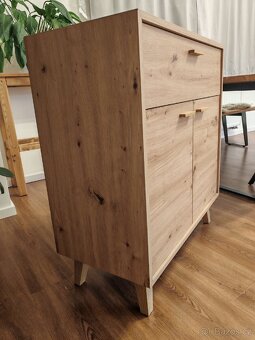 Komoda - 2
