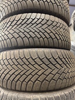 prodám zimní 225/50/17 Continental - 2