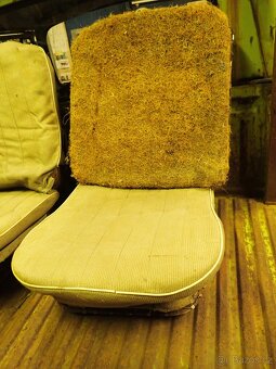 Prodím torza sedadel na vw brouk ovál - 2