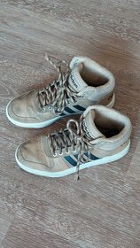 Kotníkové boty Adidas - 2