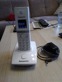 Telefon Panasonic - 2